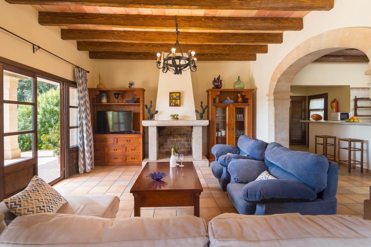 Villa Lagoon Sa Pobla Luaran gambar